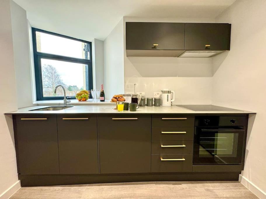 3Br Westbourne Delight - Near Beach & Bournemouth! Екстериор снимка